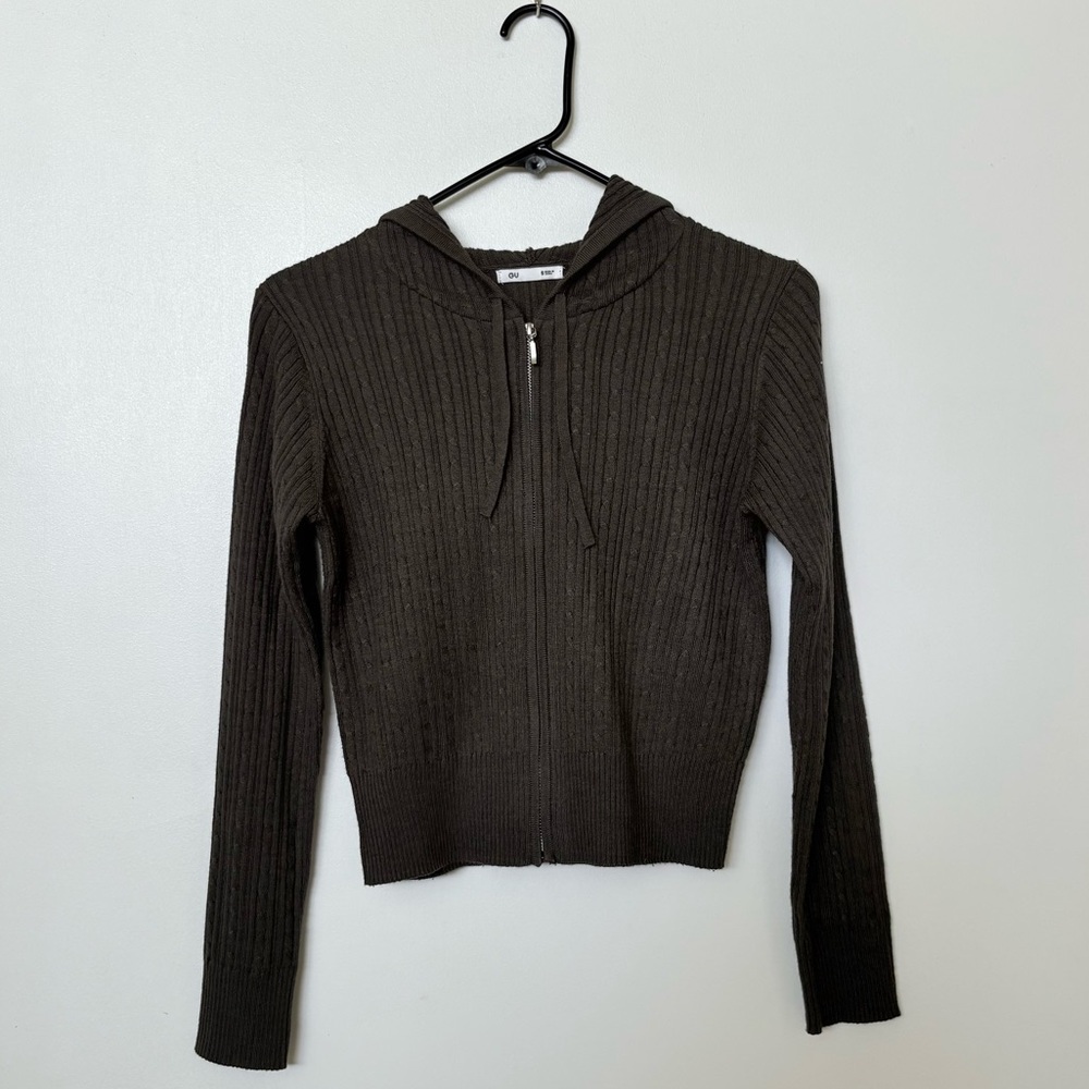 GU : Cable Zip Hoodie